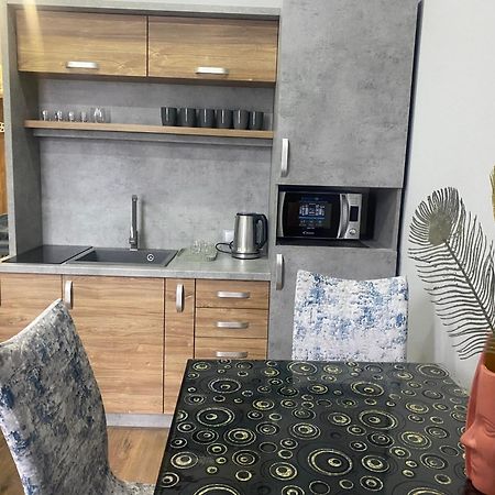 Loft Квартира В Центрі Львова Экстерьер фото