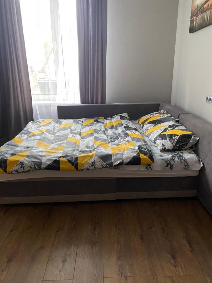 Loft Квартира В Центрі Львова Экстерьер фото