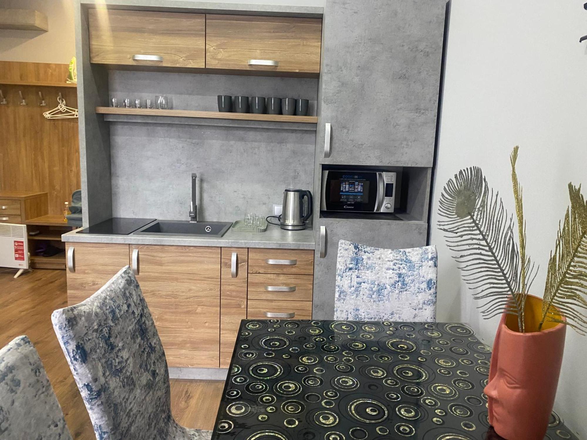Loft Квартира В Центрі Львова Экстерьер фото